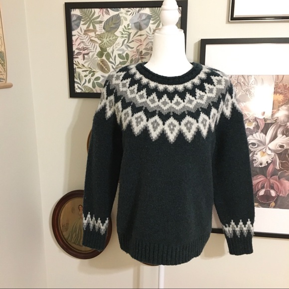 L.L. Bean Sweaters - ✨HP✨ L.L. Bean Wool Printed Sweater